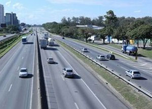 Rodovia Presidente Dutra em Pindamonhangaba